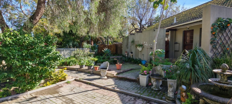 3 Bedroom Property for Sale in Penhill Western Cape